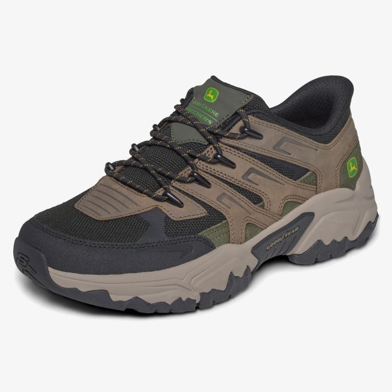 Sportlicher Outdoor-Schuh mit robuster rutschfester Sohle und bequemem Sitz für vielseitige Aktivitäten