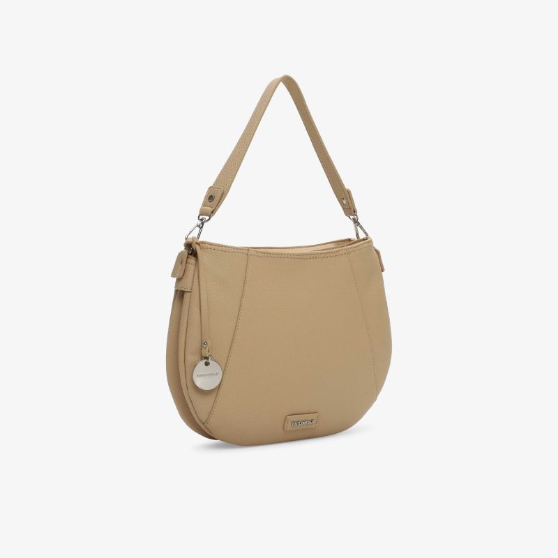 Beige Schultertasche mit rundem Schnitt, weichem Material und praktischem Schulterriemen für den täglichen Gebrauch.