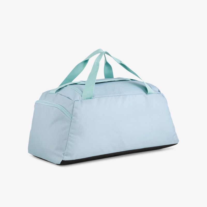 Große, geräumige Reisetasche in Mint mit stabilen Griffen und praktischem Design