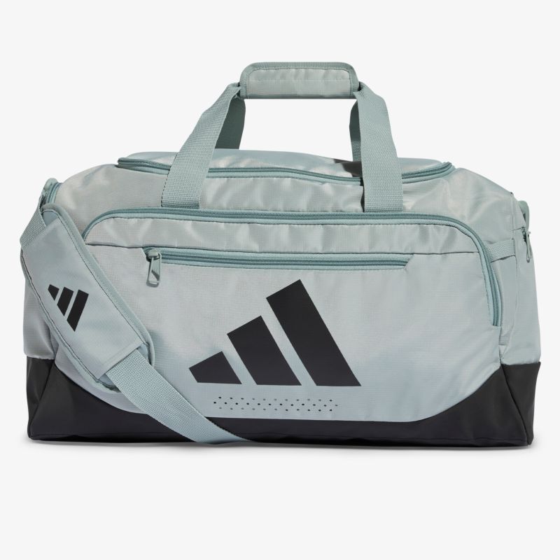 Robuste Sporttasche mit großem Fassungsvermögen, verstellbarem Schulterriemen und mehreren praktischen Außenfächern