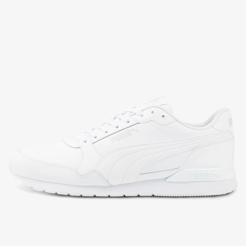 Weißer leichter Sneaker mit rutschfester Sohle und sportivem Design für komfortablen Tragekomfort