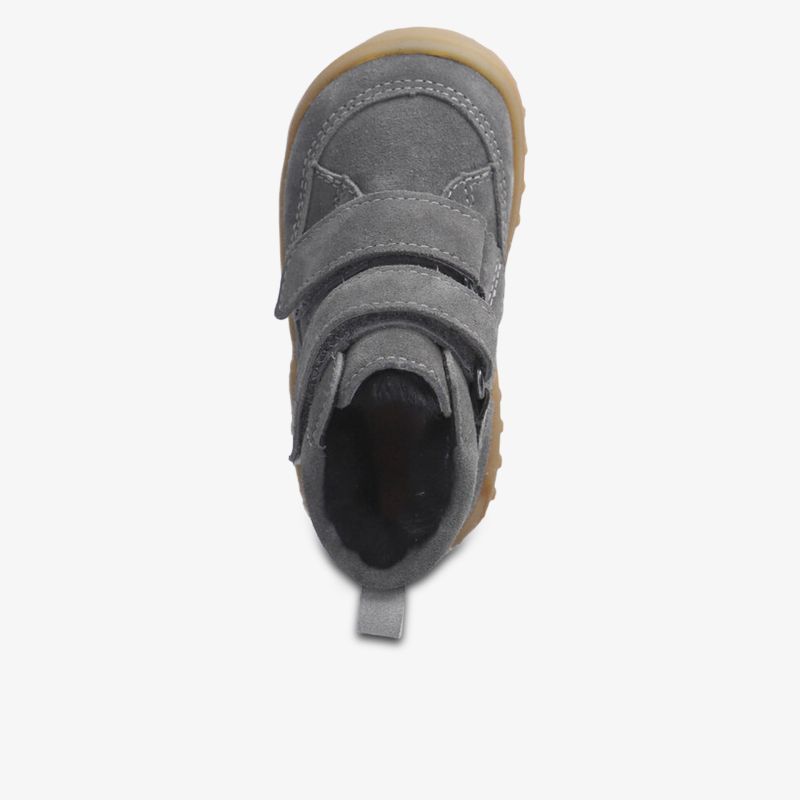 Robuster Schuh mit weicher Polsterung und rutschfester Sohle für hohen Tragekomfort