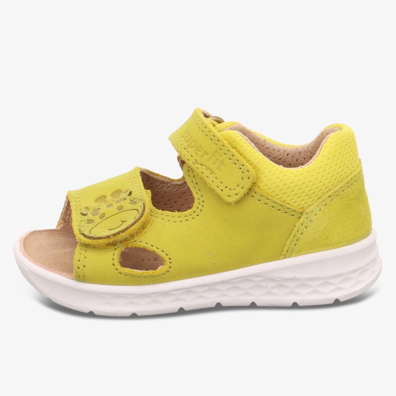 Bequeme gelbe Kindersandale mit weichem Leder und verstellbarem Klettverschluss für optimalen Halt
