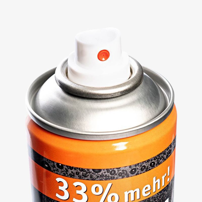 Haarspray mit 33% mehr Inhalt für mehr Volumen und langanhaltendes Styling, praktische und einfache Anwendung.