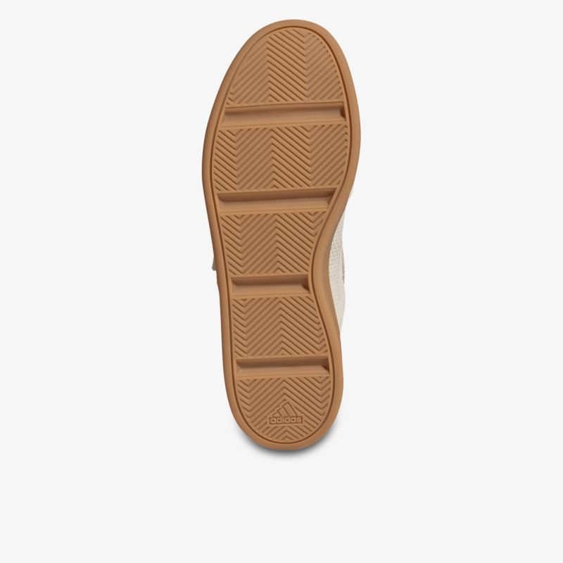 Rutschfeste Schuhsohle mit flexiblem Profil für optimalen Halt und langlebige Nutzung