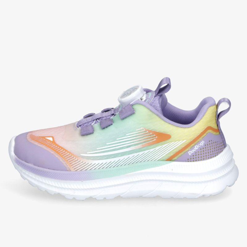 Moderner lila Sneaker mit pastellfarbenem Design und bequemer Sohle für optimalen Tragekomfort.