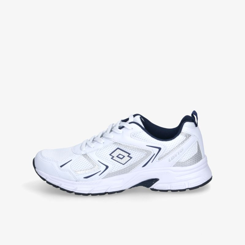 Weißer Sportschuh seitlich mit profilierter Sohle und bequemer Passform für optimalen Tragekomfort