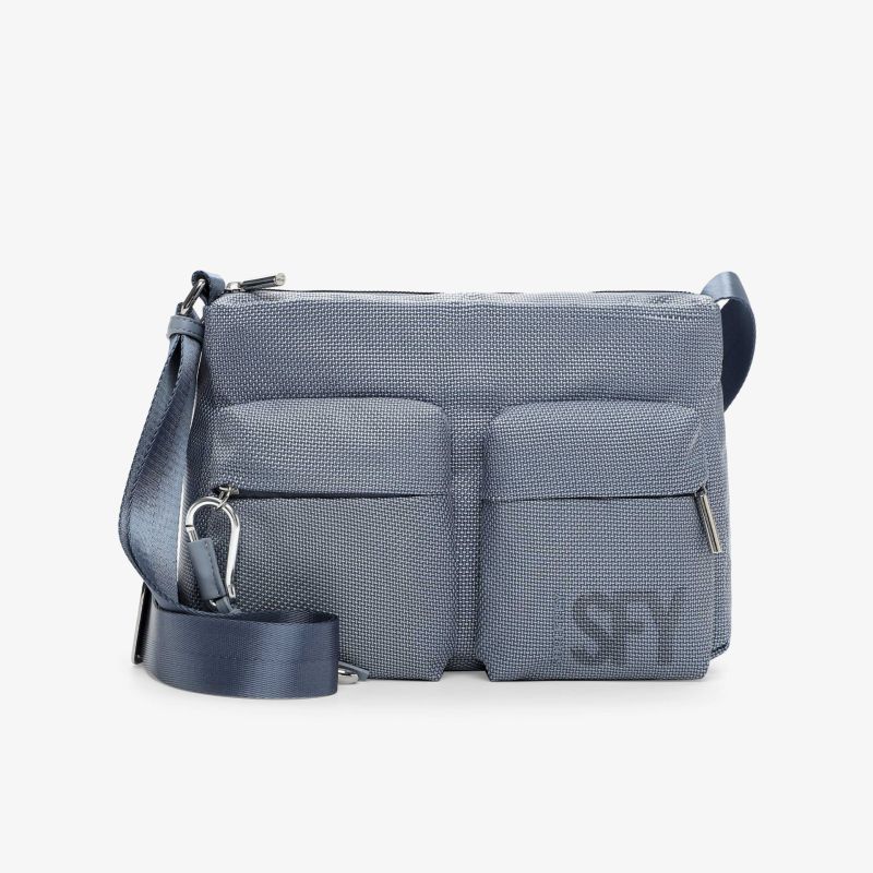 Moderne sportliche Tasche in Blau mit mehreren Taschen und verstellbarem Schultergurt, funktional und robust
