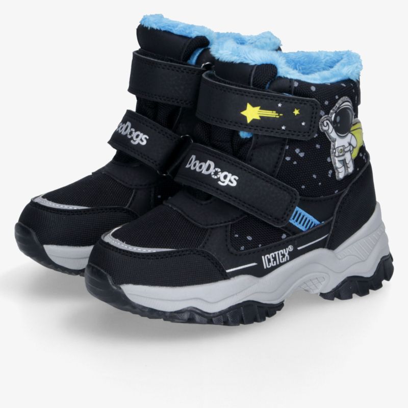 Warme, robuste Winterstiefel mit Klettverschluss und rutschfester Sohle in sportlichem Schwarz und Blau