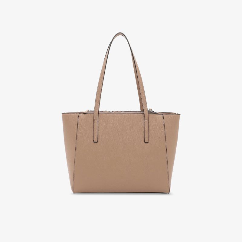 Elegante große beige Tasche mit glattem Material, geräumigem Innenraum und schlichten, hochwertigen Details vorne