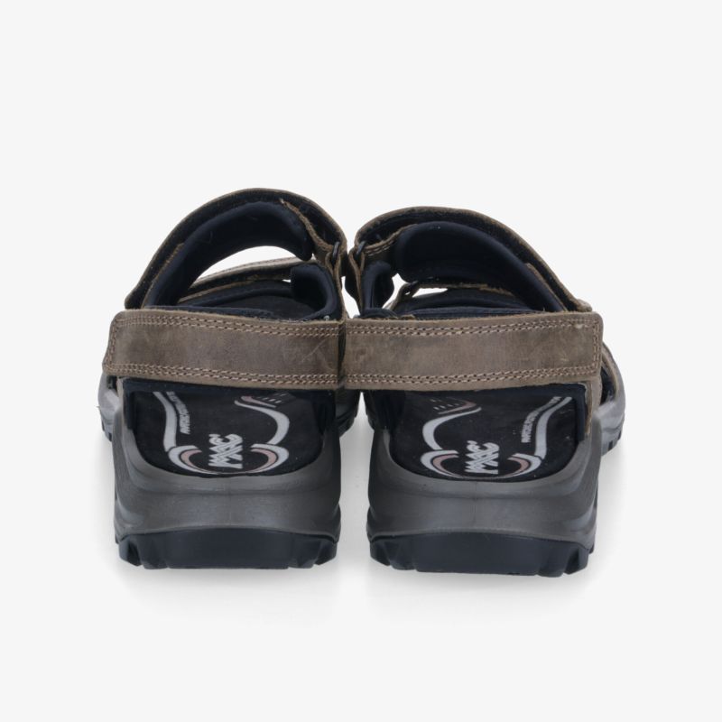 Rückansicht von zwei robusten, bequemen Sandalen mit verstellbaren Klettverschlüssen und rutschfester Sohle