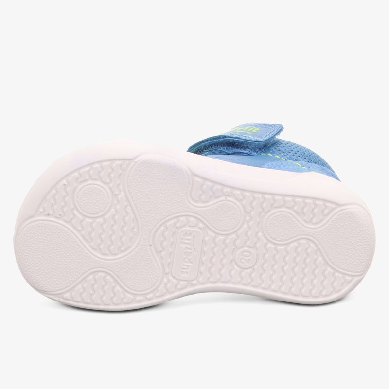 Rutschfeste und weiche Schuhsohle mit flexiblem Profil für angenehmen Tragekomfort und optimale Dämpfung