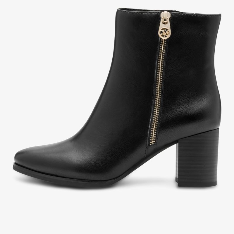 Eleganter schwarzer Stiefel aus hochwertigem Leder mit robustem Blockabsatz und praktischem seitlichem Reißverschluss