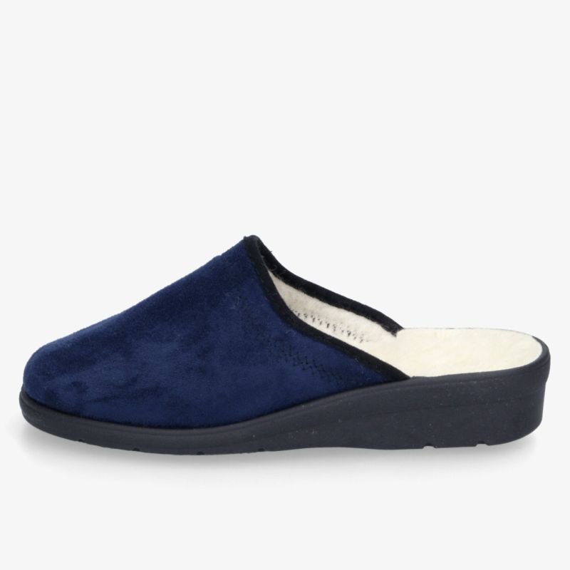 Bequemer navy Hausschuh mit weichem Material und rutschfester Sohle für komfortablen Alltag zu Hause