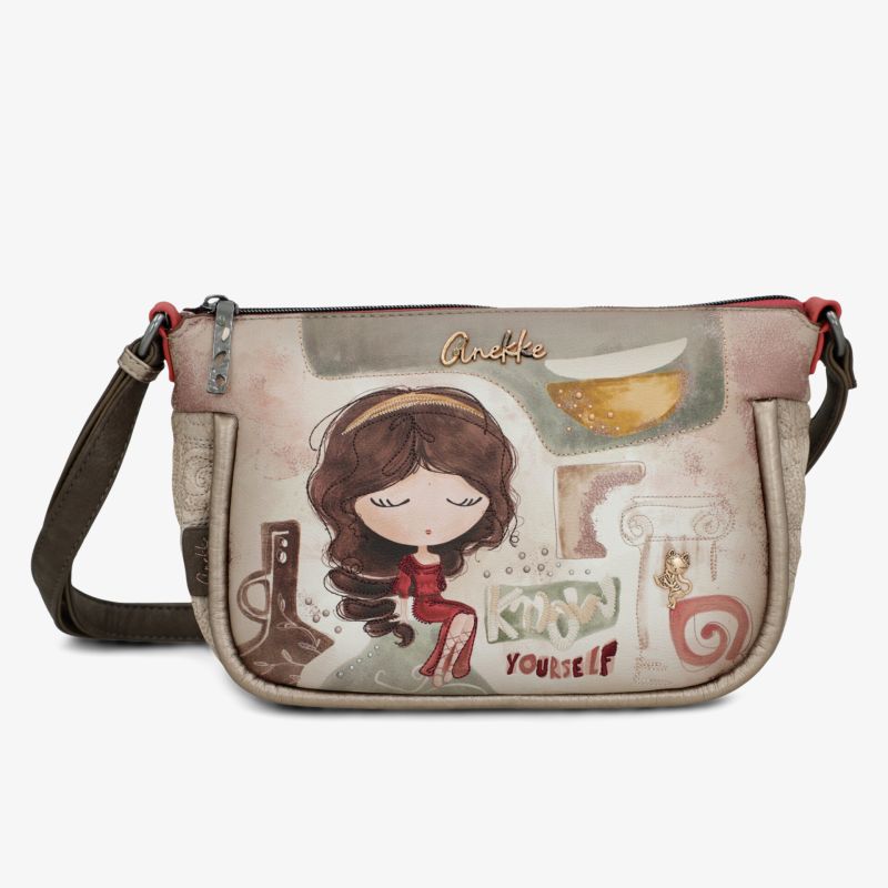 Modische Tasche mit kreativem Design und verstellbarem Schulterriemen.