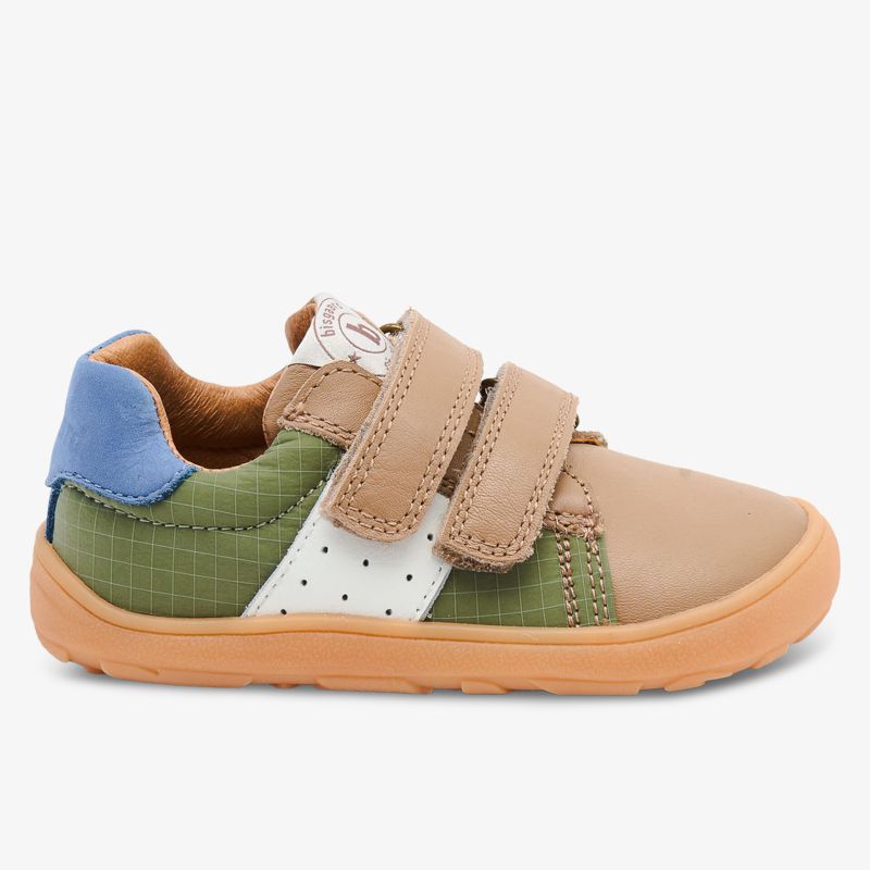 Stylischer Schuh mit Klettverschluss und mehrfarbigem Design für optimalen Tragekomfort.