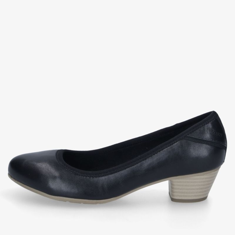 Eleganter blauer Pumps mit bequemem niedrigem Absatz und rundem Zehenbereich, perfekt für den Alltag und besondere Anlässe