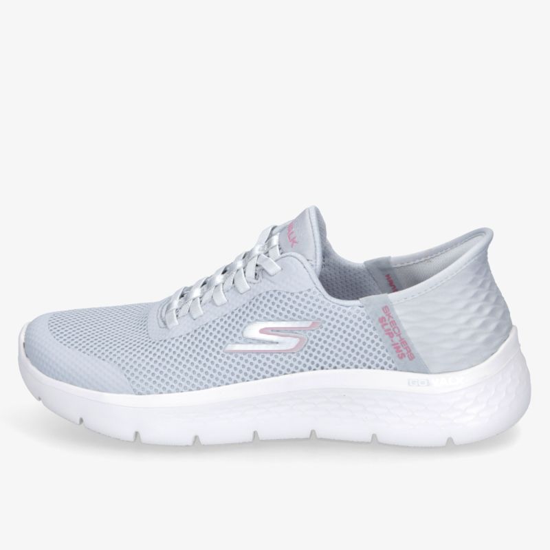 Moderner und vielseitiger Sneaker mit atmungsaktivem Mesh-Obermaterial und komfortabler Sohle für optimalen Tragekomfort.