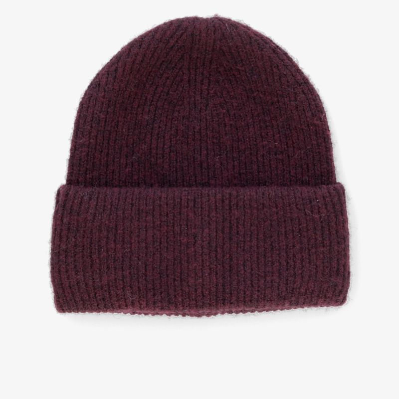 Warme bordeauxfarbene gestrickte Wintermütze mit bequemem breitem Bund für optimalen Schutz vor Kälte
