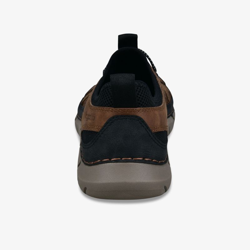 Rückansicht eines robusten, komfortablen Schuhs mit stabiler Sohle und hochwertiger Verarbeitung