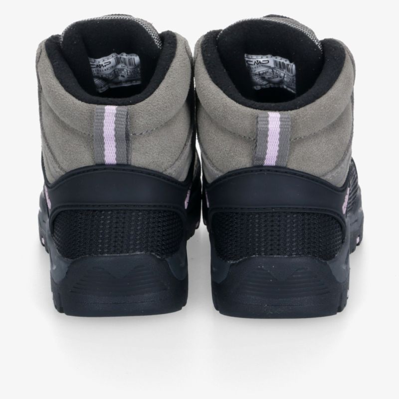 Paar graue Sneaker in klarer Rückansicht mit schwarzer Schutzkappe, gepolstertem Schaft und markanten Details.