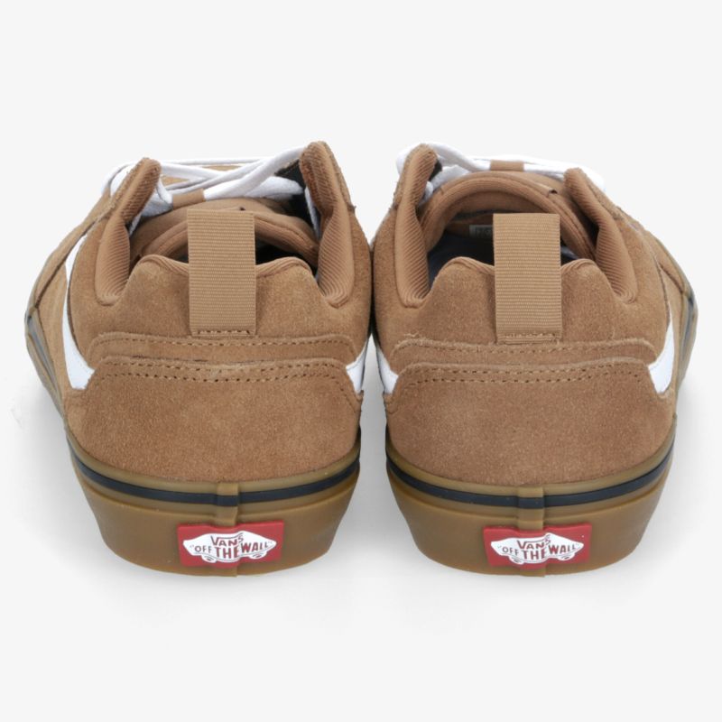 Robuste Sneaker mit bequemer Passform und klassischem braunem Design, gut verarbeitete Rückseite für hohe Strapazierfähigkeit