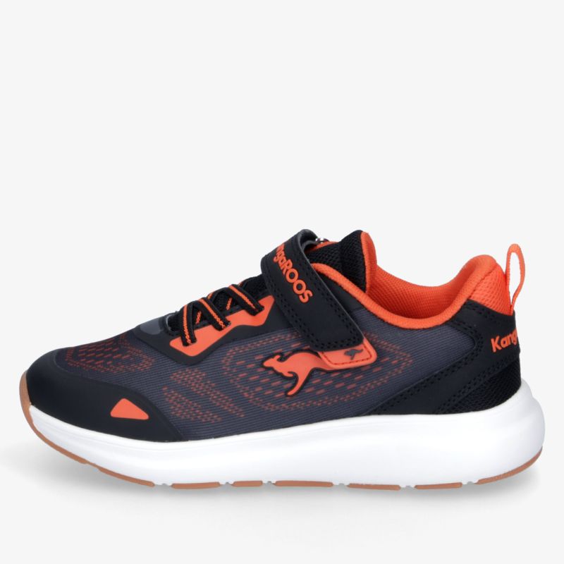 Leichter und atmungsaktiver Sportschuh mit bequemer Passform und rutschfester Sohle in sportlichem Design