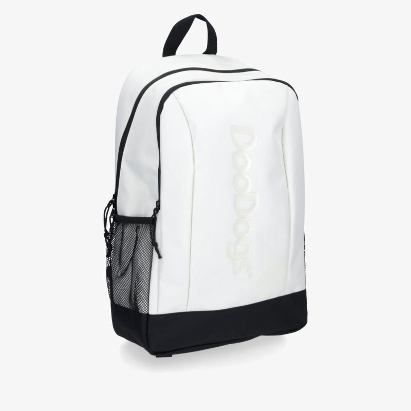 Moderner weißer Rucksack mit schwarzem Boden, klar strukturierte Front, praktische Seitentaschen und robustes Material