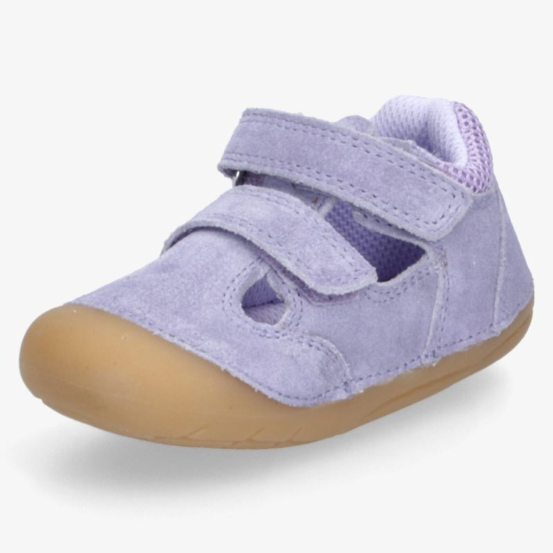 Leichter Babyschuh aus weichem Material mit rutschfester Sohle und praktischen Klettverschlüssen für einfachen Halt