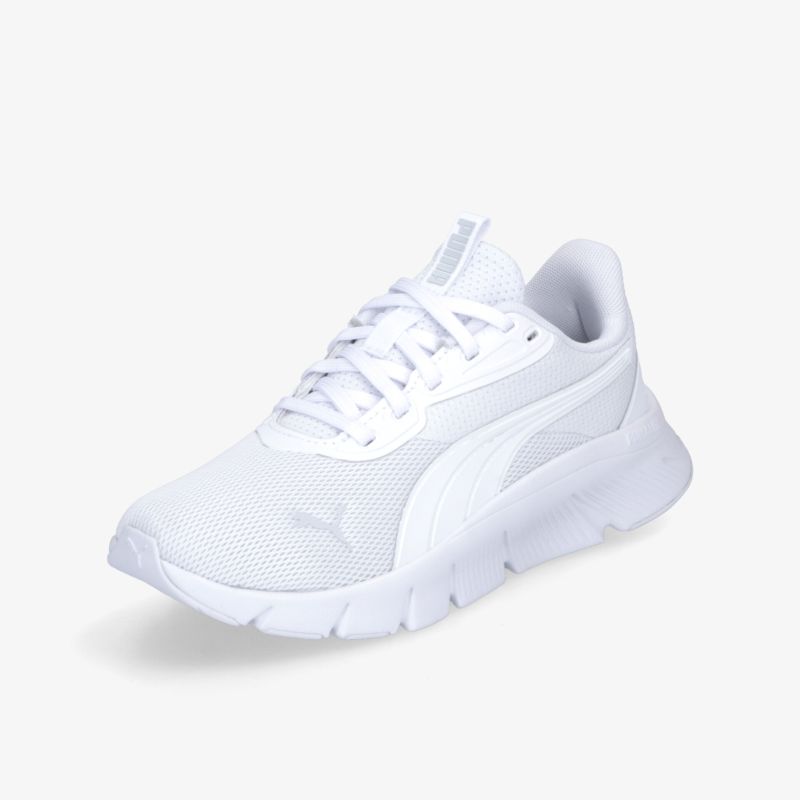 Weißer sportlicher Sneaker mit atmungsaktivem Mesh und leichter, flexibler Laufsohle, perfekter Komfort und modernes Design