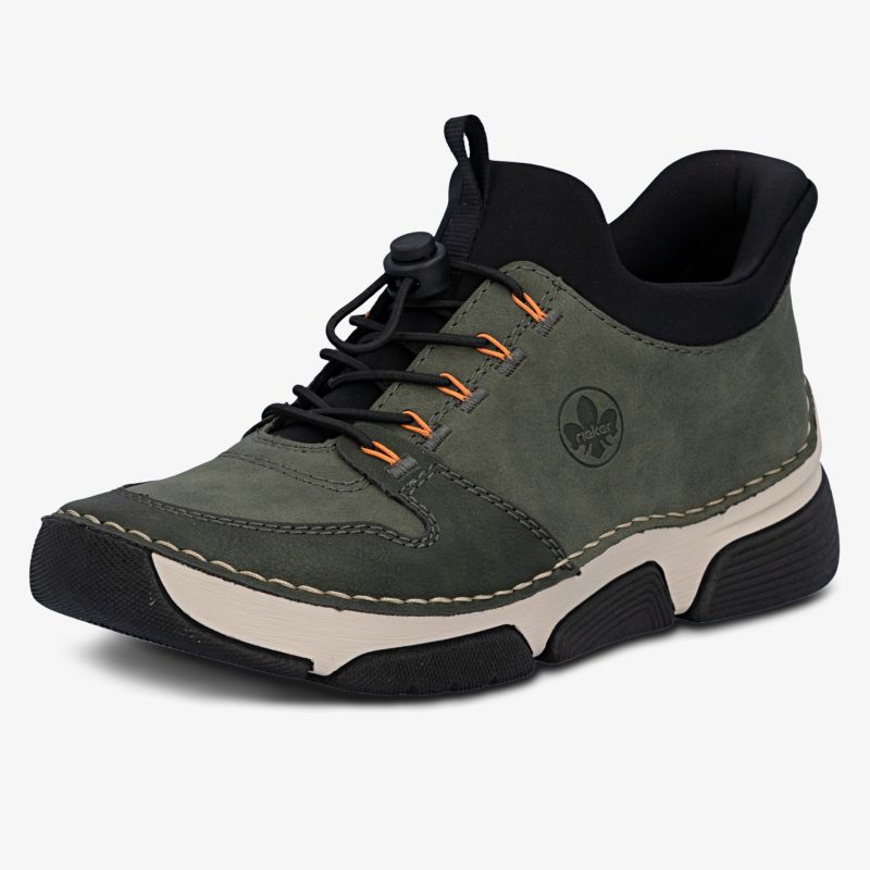 Bequemer Sneaker aus Nubukleder mit stabiler Schnürung und sportlicher, flexibler Sohle in seitlicher Ansicht