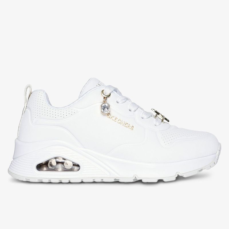 Stilvoller weißer Sneaker mit eleganten Details und modischem Design für Komfort im Alltag