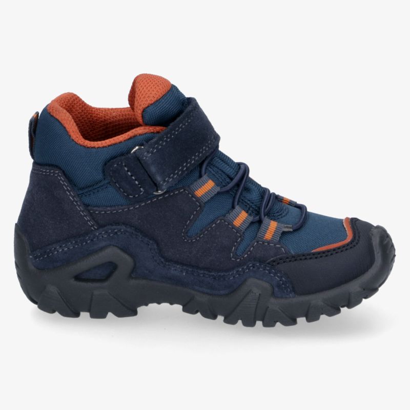 Robuster Outdoor-Schuh in Dunkelblau mit orangefarbenen Details, griffiger Profilsohle und bequemem gepolstertem Schaft