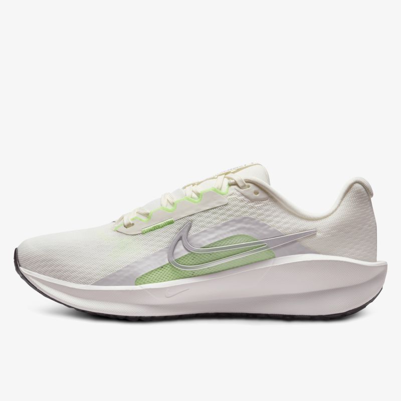 Leichter, atmungsaktiver Laufschuh mit gepolsterter Sohle und stabilem Fersenbereich für komfortables Laufgefühl