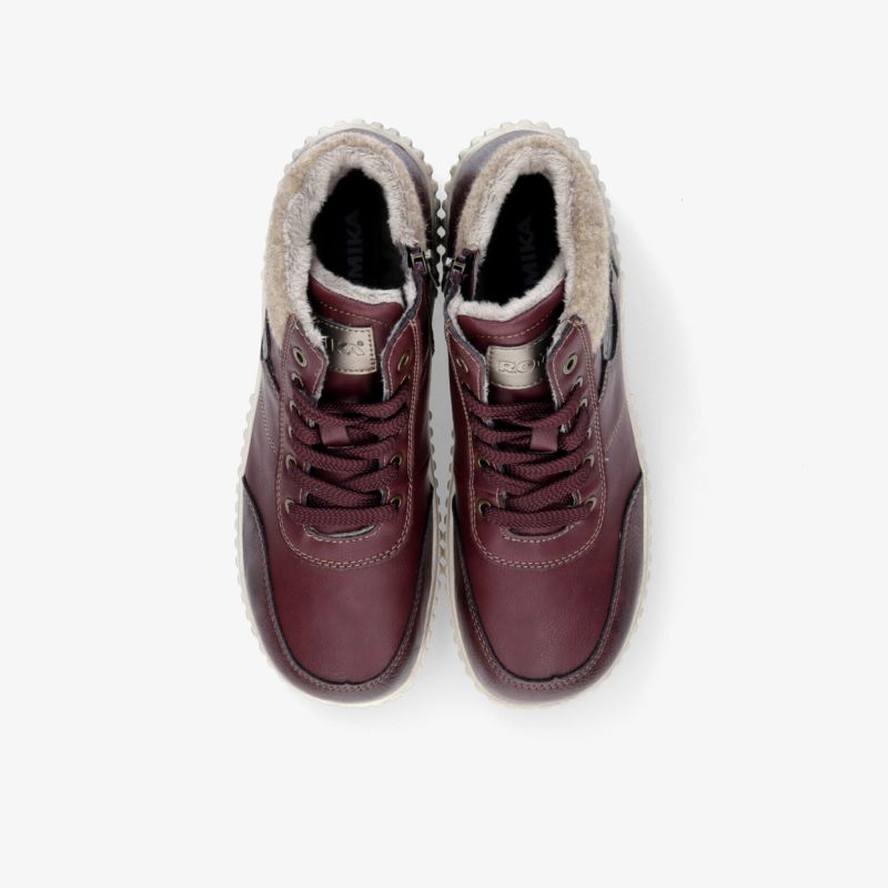 Warme Schuhe mit weichem Innenfutter, stabiler Schnürung und komfortabler Passform, ideal für kalte Tage