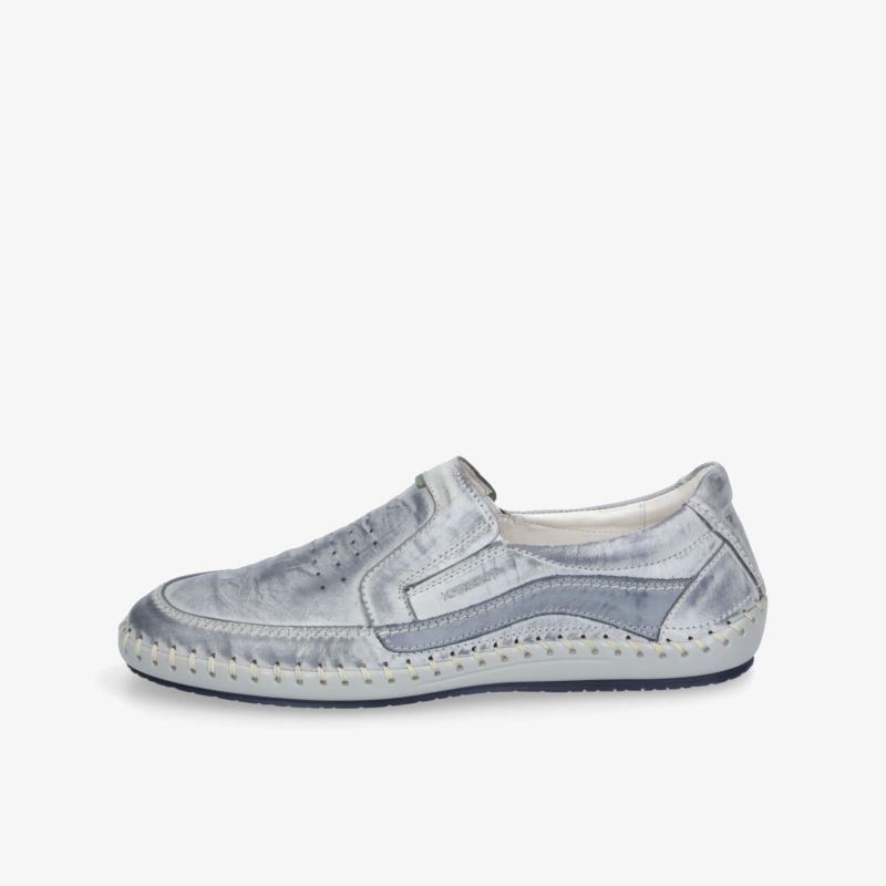 Leichter, atmungsaktiver Slip-on Schuh in Grau mit flexiblem Schnitt und rutschfester Sohle