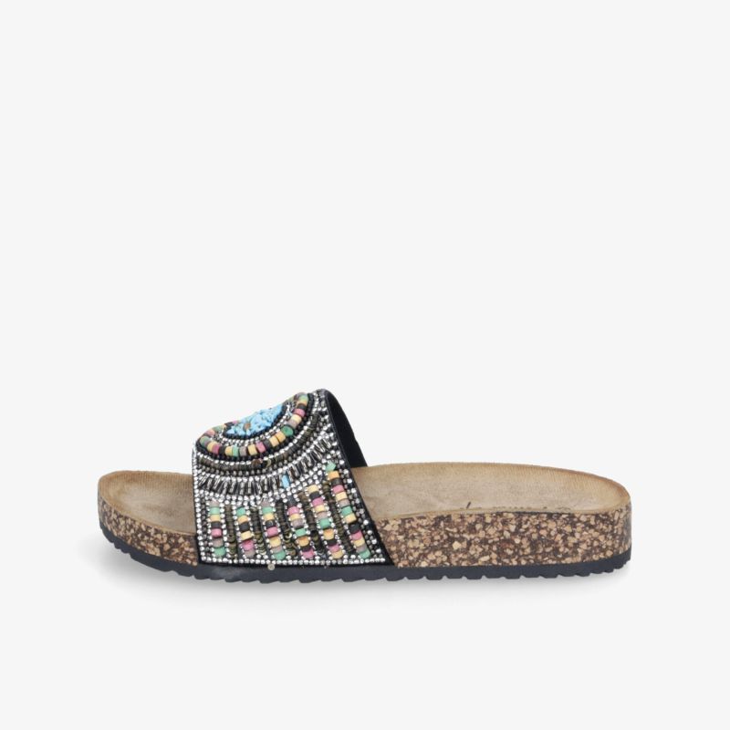 Bequeme Sandale mit weichem Fußbett und verstellbarem Riemen, farbenfrohe Verzierung und rutschfester Sohle