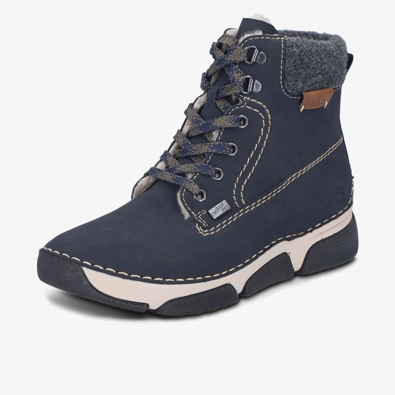 Schlanker Schnürstiefel aus hochwertigem Leder mit gepolstertem Schaft und rutschfester Sohle für optimalen Halt und Komfort