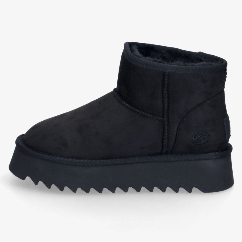 Schwarzer Winterstiefel mit weichem Innenfutter und profilierter Sohle für sicheren und bequemen Tragekomfort