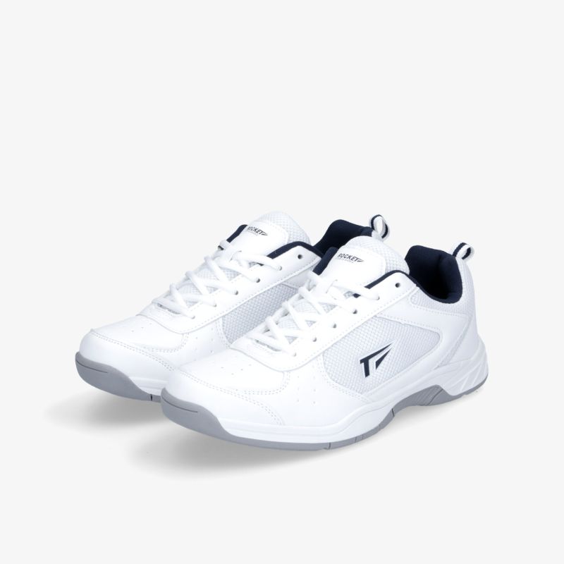 Weiße Sneaker mit schlichter Eleganz und sportlichem Design, perfekt für vielseitige Looks und täglichen Komfort.