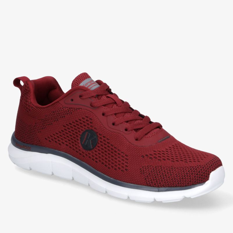 Roter Sportschuh mit atmungsaktivem Material und dämpfender Sohle, ideal für hohen Tragekomfort und Flexibilität