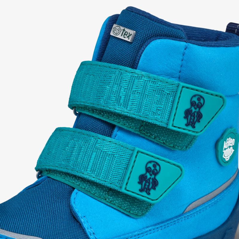 robuster blauer Outdoor-Schuh mit zwei Klettverschlüssen für sicheren Halt und wärmende Isolation