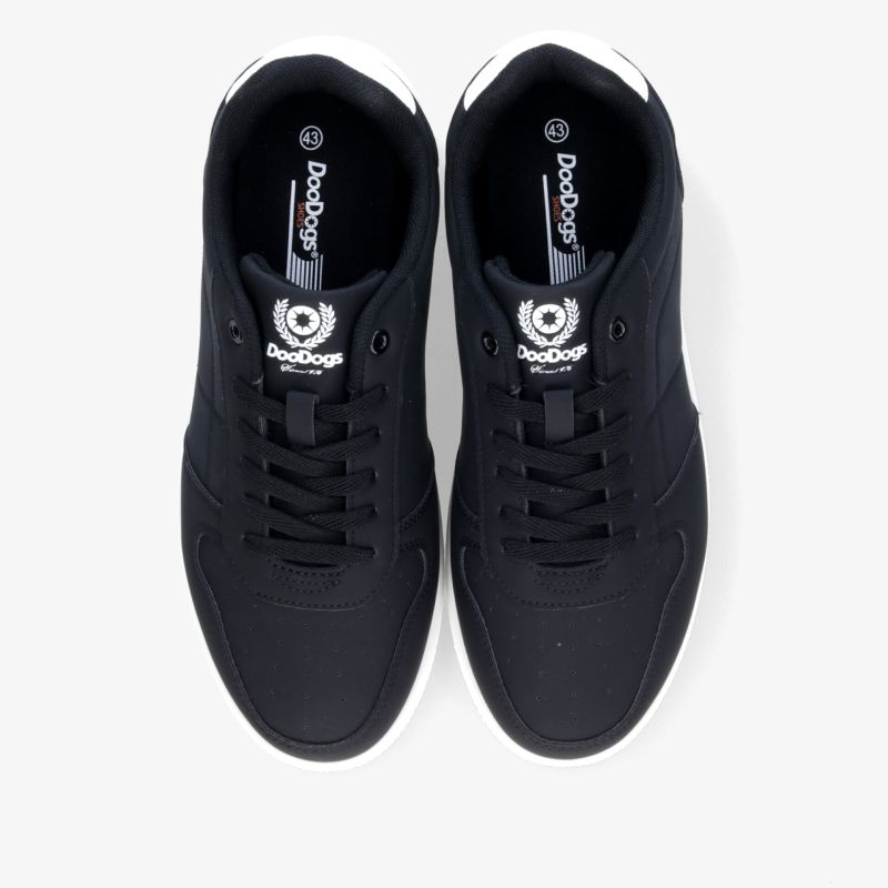 Schwarzes Sneaker Paar in Draufsicht mit robuster und bequemer Konstruktion, ideal für Alltag und Sport