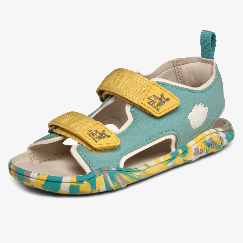 Bequeme Sandale mit verstellbaren Klettverschlüssen und bunter, gepolsterter Sohle für angenehmen Tragekomfort