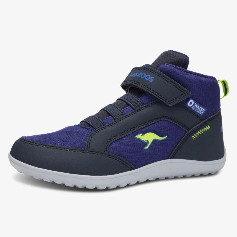 Moderner Schuh in robuster Ausführung mit bequemer Passform und praktischem Klettverschluss