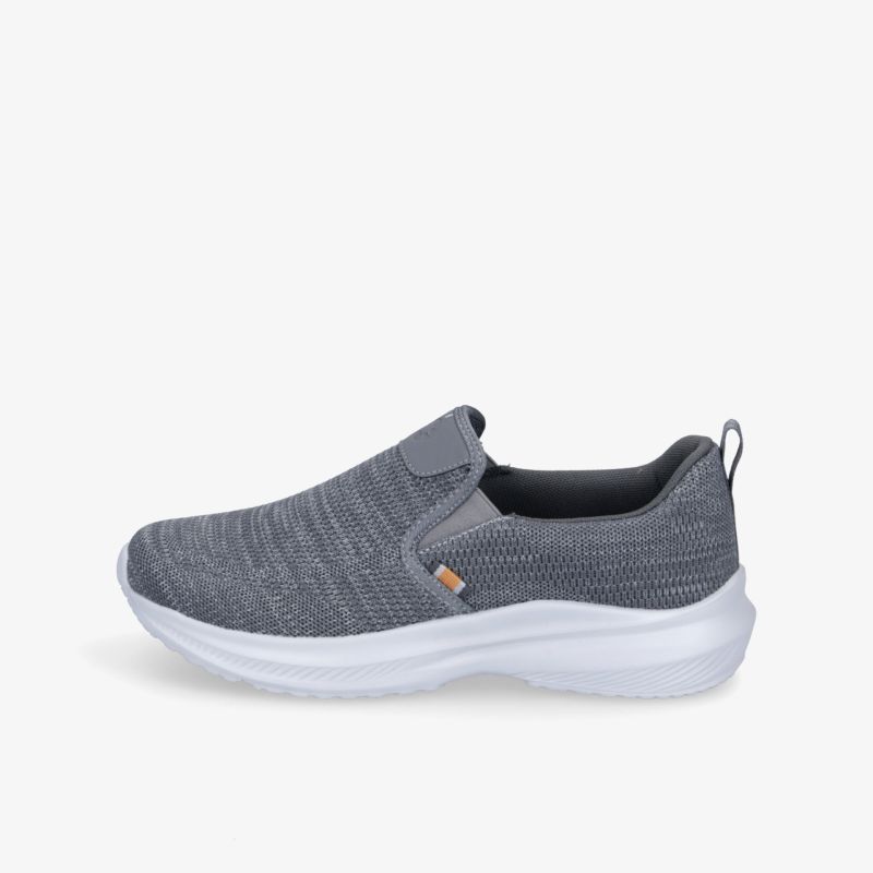 Moderner grauer Slip-On Schuh aus atmungsaktivem Material mit leichter und flexibler Sohle für hohen Tragekomfort