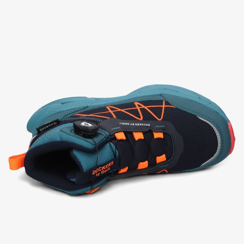 robuster Outdoor-Schuh mit wasserdichter Membran und rutschfester Sohle für komfortablen Halt