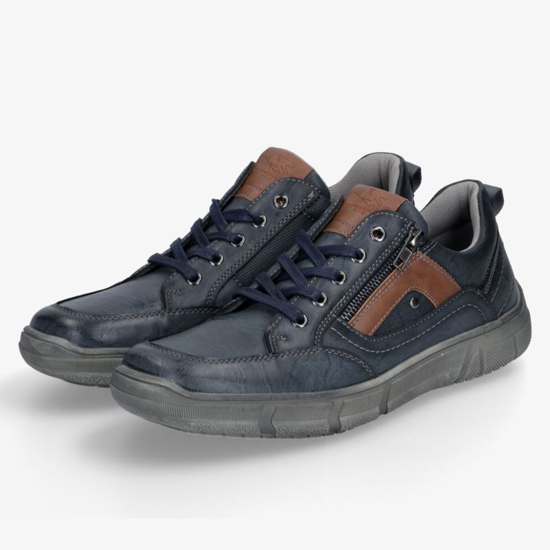 Paar blaue Sneaker aus Lederoptik mit komfortabler Polsterung, markanten Kontrastdetails und griffiger Profilsohle