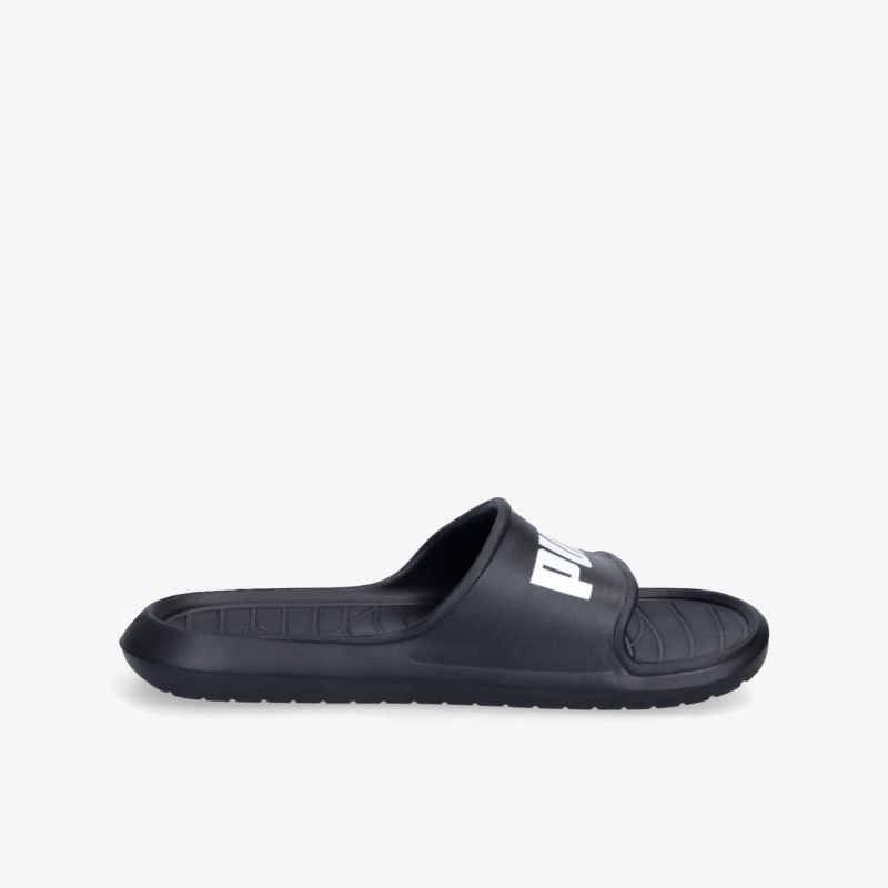 Moderne und bequeme schwarze Badeslipper mit rutschfeste Sohle für entspannten Komfort.