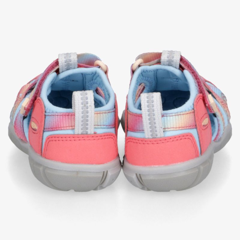 Leichte und bequeme Schuhe mit gepolstertem Fersenbereich und flexibler, rutschfester Sohle, perfekt für aktiven Alltag